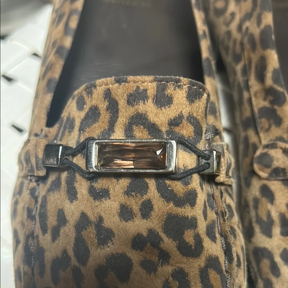 Stuart Weitzman Carrini Leopard Print Woman’s Loafers - Picture 4 of 11